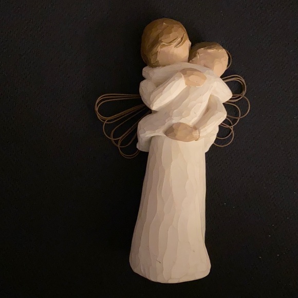 Angel’s Embrace -willow tree 5 1/2”